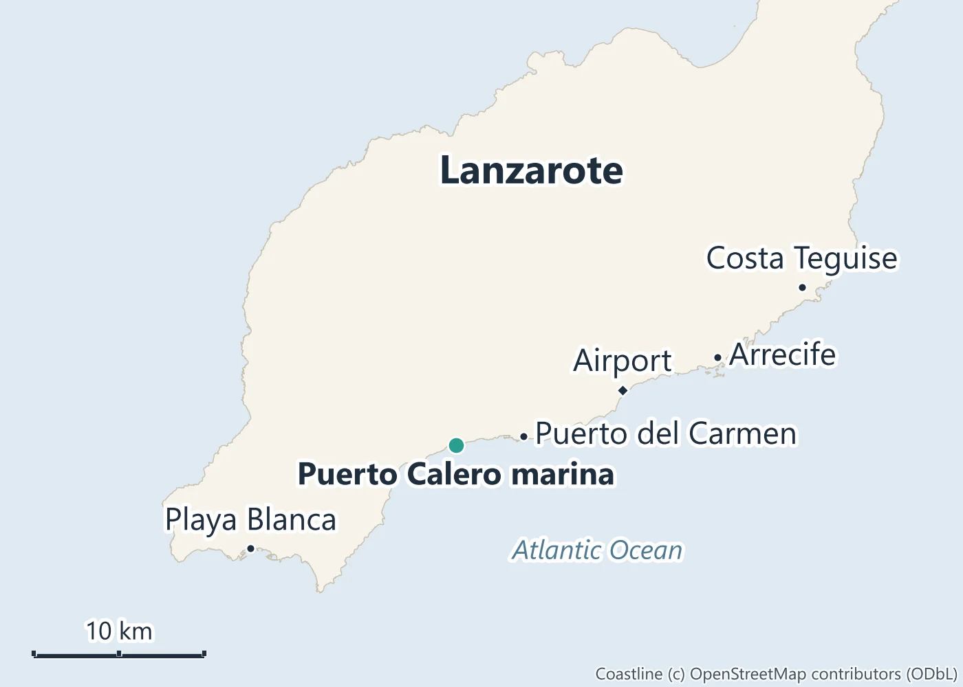 Map of the south-east of Lanzarote showing Puerto Calero marina on the south coast, Puerto del Carmen and the airport to the east, Arrecife and Costa Teguise further north-east, and Playa Blanca at the southern tip